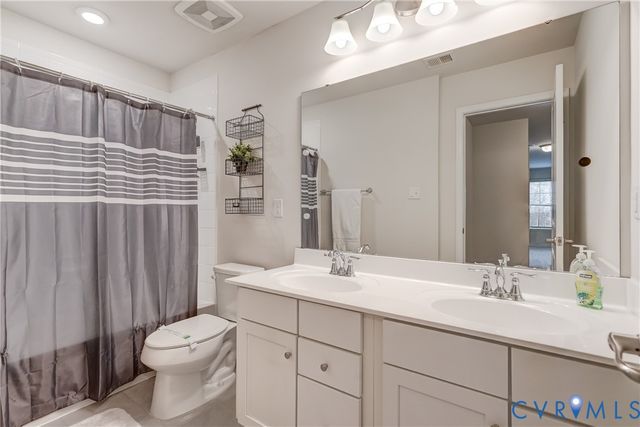 7761 Sedge Dr, New Kent, VA 23124