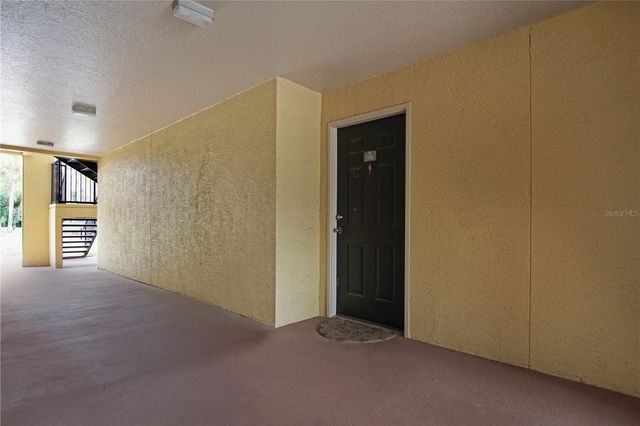 1930 SUMMER CLUB DRIVE 106, Oviedo, FL 32765