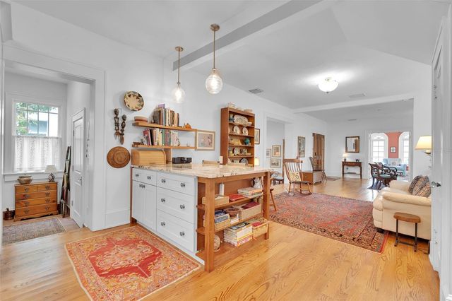 1874 6TH STREET, Sarasota, FL 34236