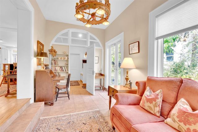 1874 6TH STREET, Sarasota, FL 34236