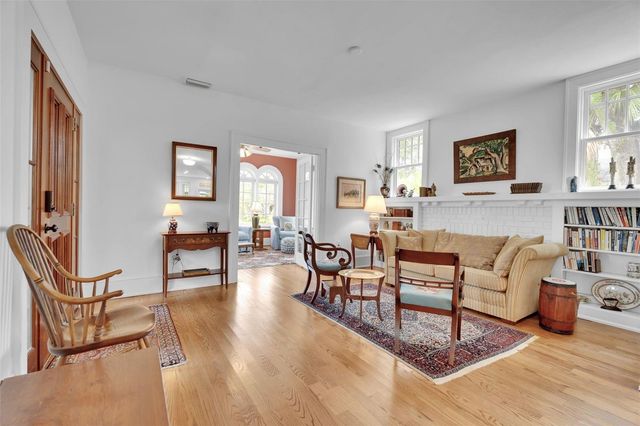 1874 6TH STREET, Sarasota, FL 34236