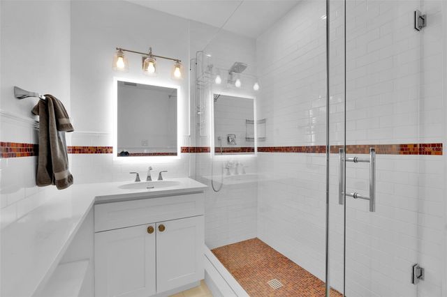 1874 6TH STREET, Sarasota, FL 34236