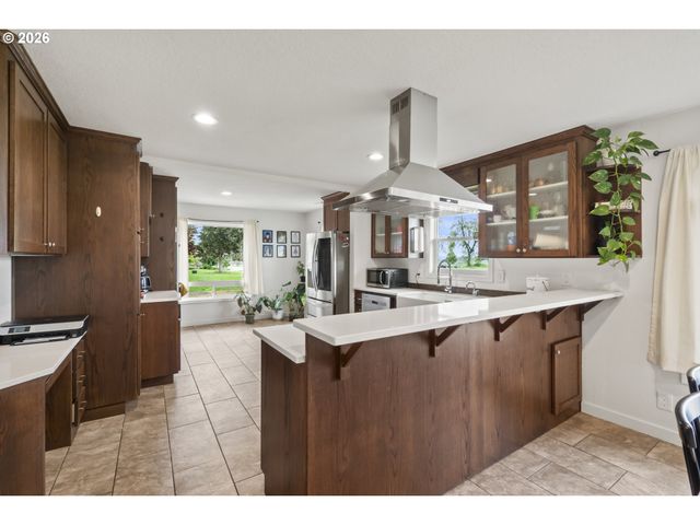 13986 S VICK Rd, Molalla, OR 97038