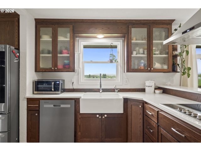13986 S VICK Rd, Molalla, OR 97038