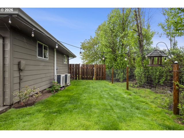 13986 S VICK Rd, Molalla, OR 97038