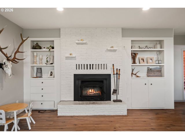 13986 S VICK Rd, Molalla, OR 97038