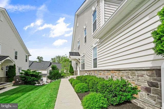 206 ELLA LN, Conshohocken, PA 19428