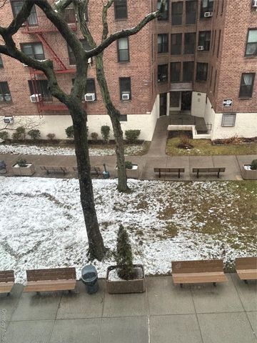 83-85 Woodhaven Boulevard 3M, Woodhaven, NY 11421