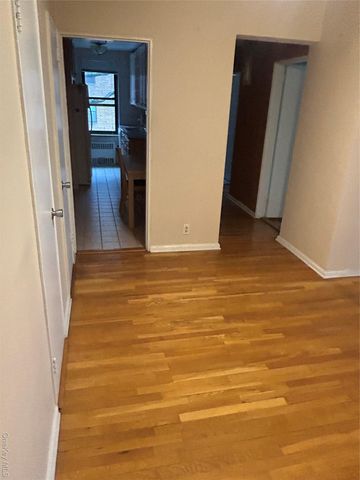 83-85 Woodhaven Boulevard 3M, Woodhaven, NY 11421