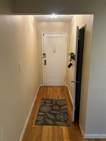 83-85 Woodhaven Boulevard 3M, Woodhaven, NY 11421