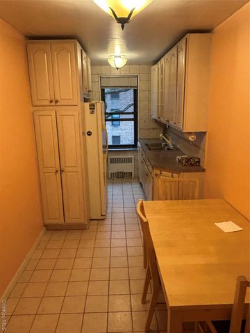 83-85 Woodhaven Boulevard 3M, Woodhaven, NY 11421