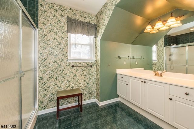 2 Cooper Ln, Long Hill Twp., NJ 07946