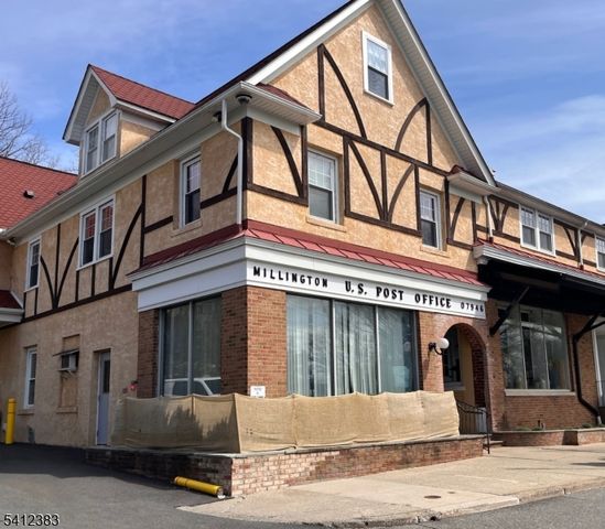 2 Cooper Ln, Long Hill Twp., NJ 07946