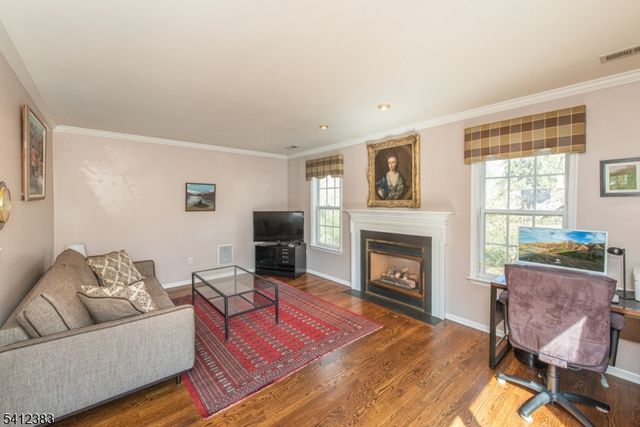 2 Cooper Ln, Long Hill Twp., NJ 07946