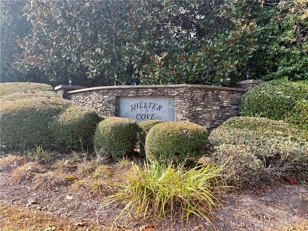 103 Shelter Cove Drive, Seneca, SC 29672