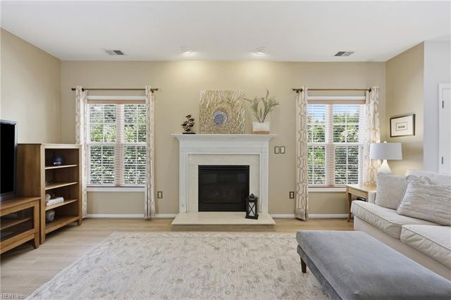 700 Blossom CIR, Virginia Beach, VA 23456