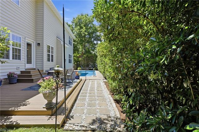 700 Blossom CIR, Virginia Beach, VA 23456