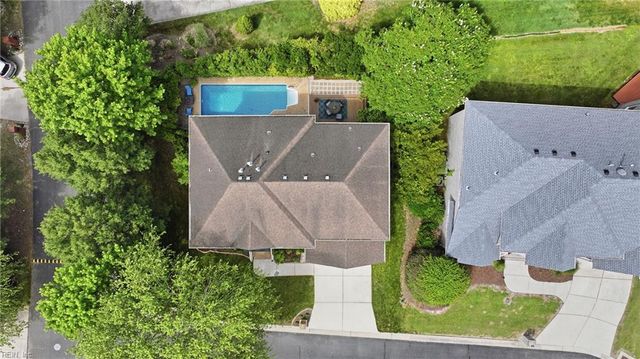 700 Blossom CIR, Virginia Beach, VA 23456