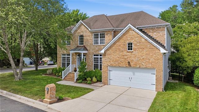 700 Blossom CIR, Virginia Beach, VA 23456