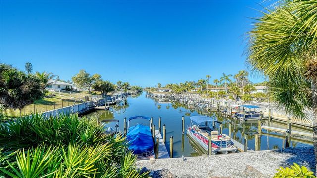 2623 RIVERBLUFF PARKWAY V144, Sarasota, FL 34231