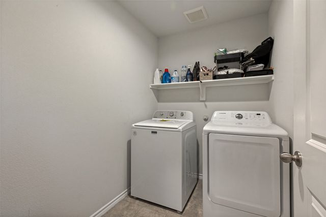 9509 Doverglen Drive, Fort Worth, TX 76131