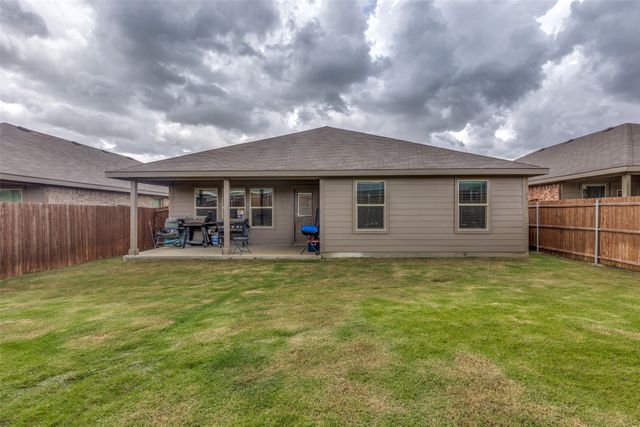9509 Doverglen Drive, Fort Worth, TX 76131