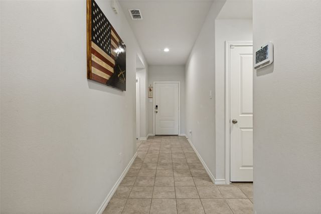 9509 Doverglen Drive, Fort Worth, TX 76131