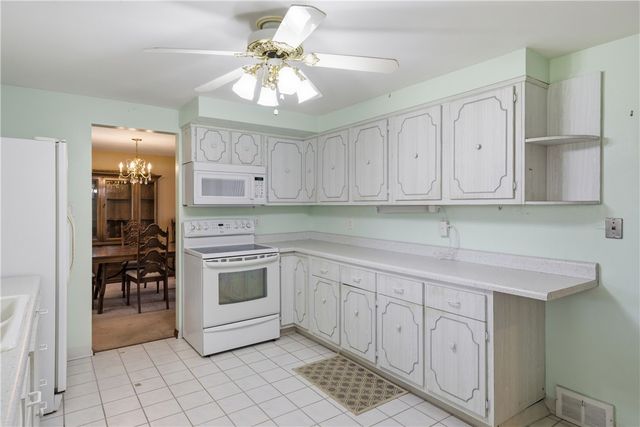 705 Willruth Dr, Shaler, PA 15101