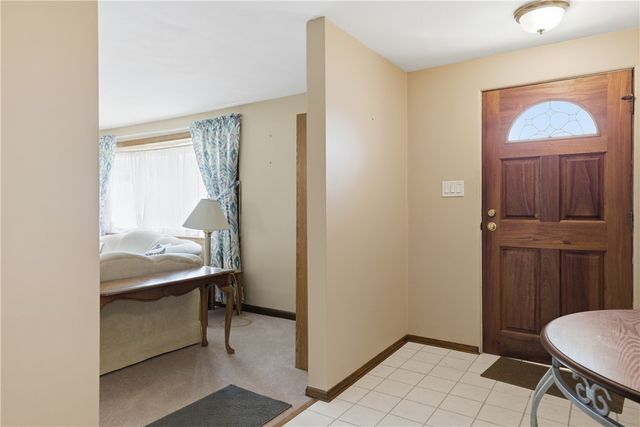 705 Willruth Dr, Shaler, PA 15101
