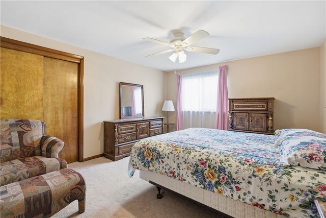 705 Willruth Dr, Shaler, PA 15101