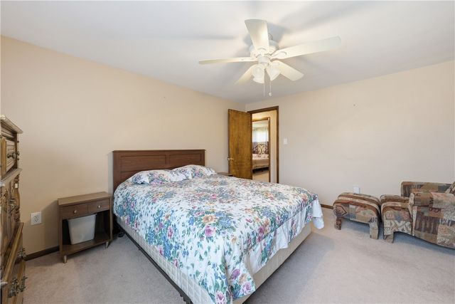 705 Willruth Dr, Shaler, PA 15101