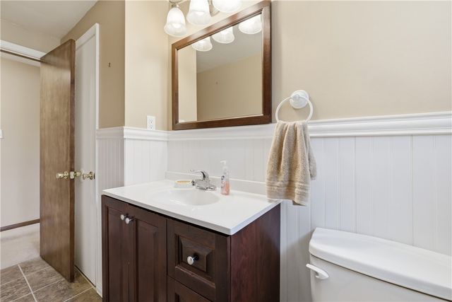 705 Willruth Dr, Shaler, PA 15101