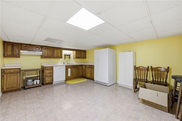705 Willruth Dr, Shaler, PA 15101