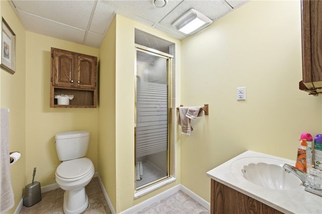 705 Willruth Dr, Shaler, PA 15101