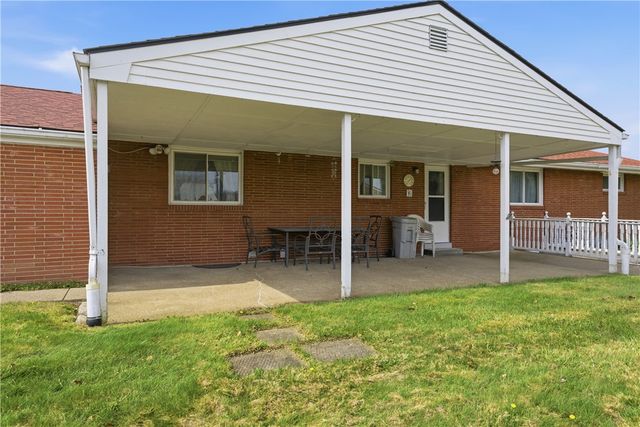 705 Willruth Dr, Shaler, PA 15101