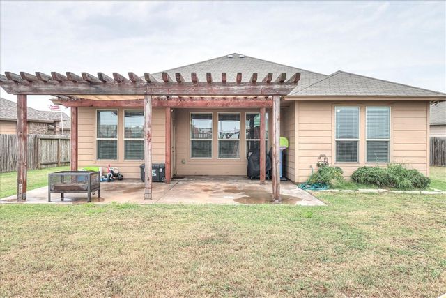 2242 Anacua St, Corpus Christi, TX 78414