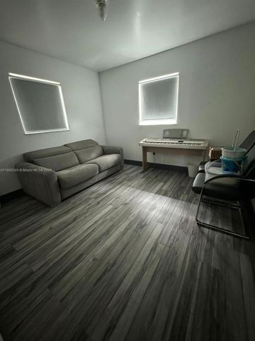 41 NW 136th Ct, Miami, FL 33182