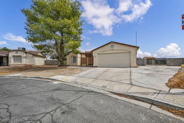 4290 Ripple River Avenue, Las Vegas, NV 89115