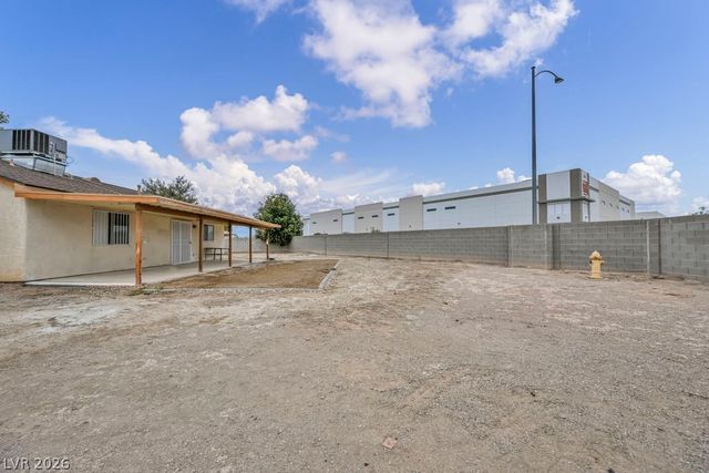 4290 Ripple River Avenue, Las Vegas, NV 89115