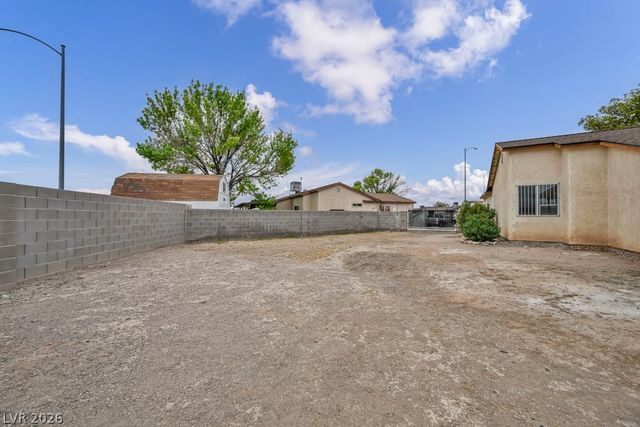 4290 Ripple River Avenue, Las Vegas, NV 89115