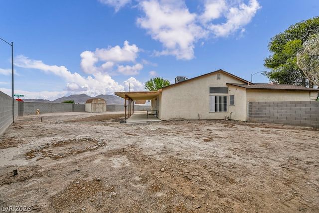 4290 Ripple River Avenue, Las Vegas, NV 89115