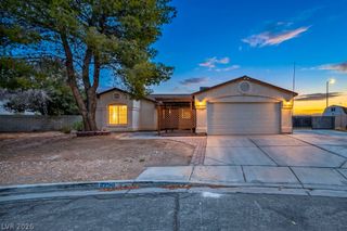4290 Ripple River Avenue, Las Vegas, NV 89115