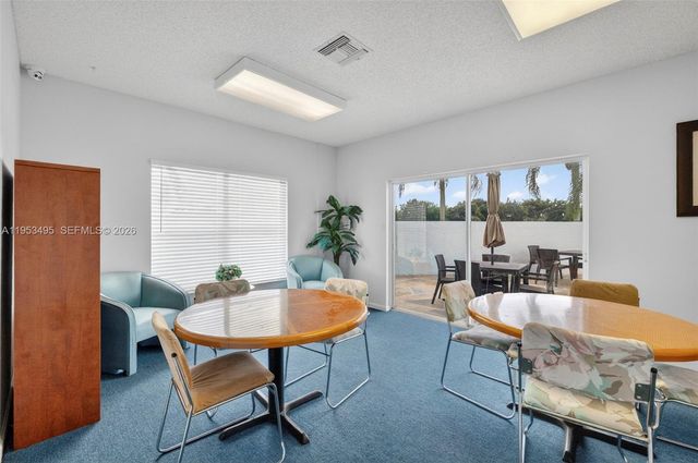 6744 N Pine Island Rd, Tamarac, FL 33321