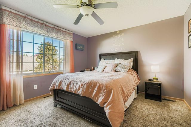 2473 Yellowstone Drive, Hastings, MN 55033