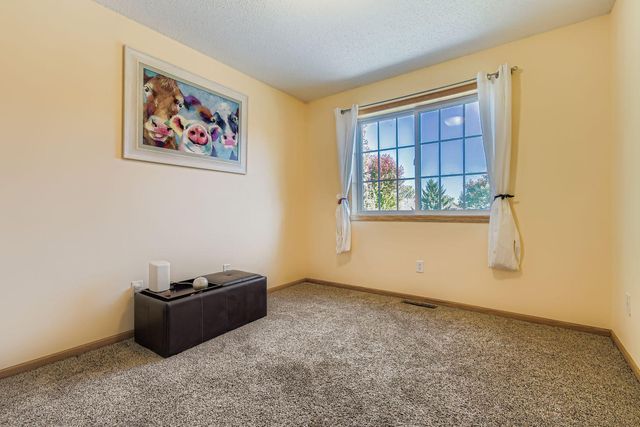 2473 Yellowstone Drive, Hastings, MN 55033