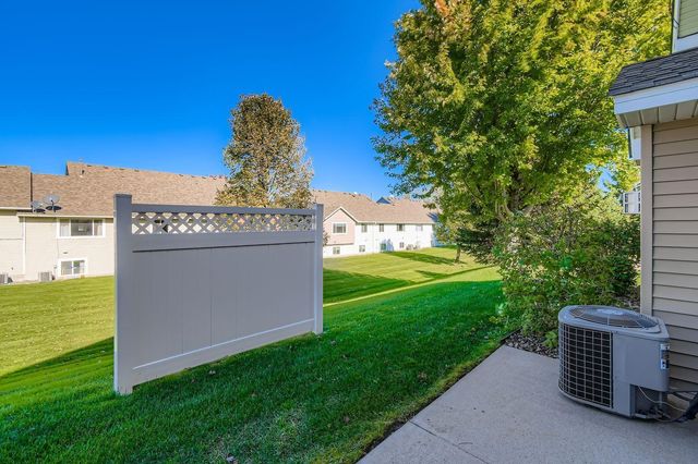 2473 Yellowstone Drive, Hastings, MN 55033