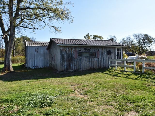 375 MEADVILLE Road, Titusville, PA 16354