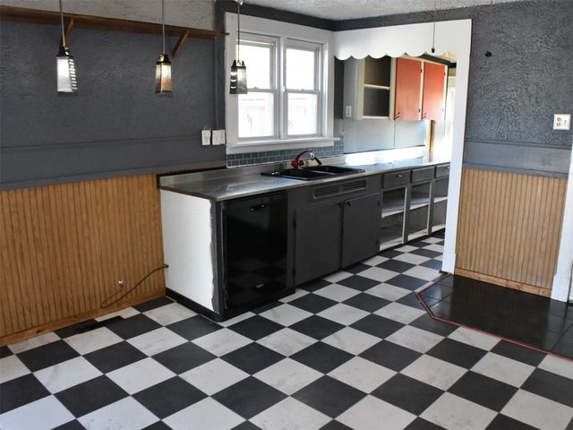 375 MEADVILLE Road, Titusville, PA 16354