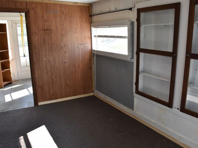 375 MEADVILLE Road, Titusville, PA 16354