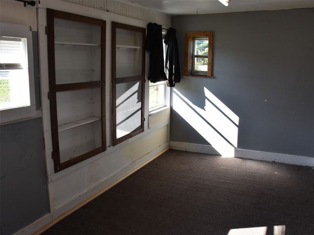 375 MEADVILLE Road, Titusville, PA 16354